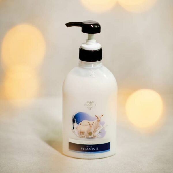 Fameux Whitening Shower Scrub Goat 500 ml | Body Wash Booster Shower Gel Sabun Mandi Cair Pencerah Kulit & Melembabkan - Image 3