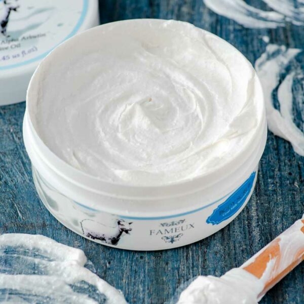 Fameux Whitening Body Scrub Goat Milk - Image 4