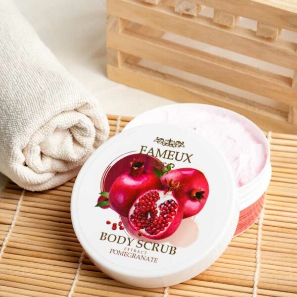 Fameux Whitening Body Scrub Pomegranate - Image 3